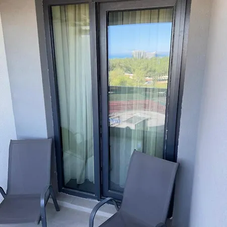 Apartment Mamaia Lux